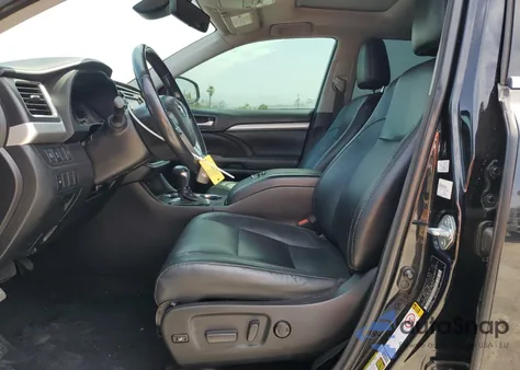 2018 Toyota Highlander Se из США, поврежденный, VIN 5TDKZRFH1JS537037